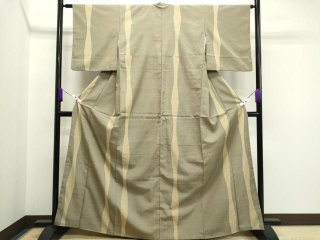 平和屋着物●本塩沢　110亀甲　変わり縞　正絹　逸品　CAAR6502ze 平和屋着物○本塩沢 110亀甲 変わり縞 正絹 逸品 CAAR6502ze