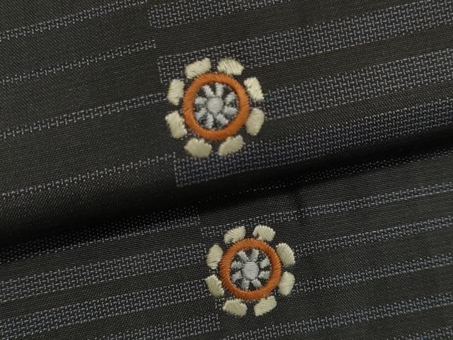 平和屋着物○上質な紬 総刺繍 片輪車文 まるやま扱い 正絹