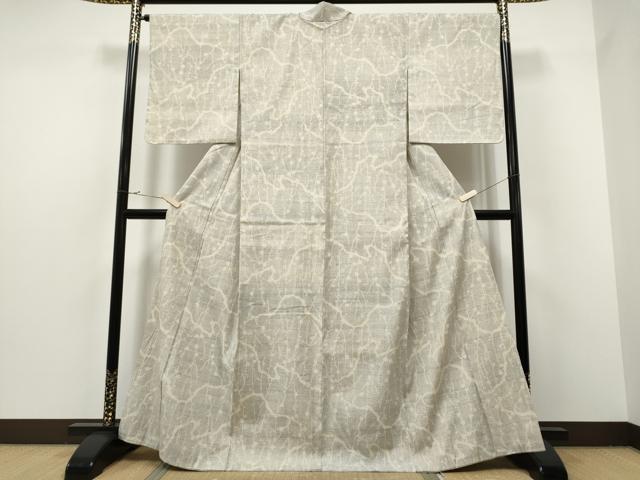 平和屋着物●本場結城紬　重要無形文化財　100亀甲　枝梅文　正絹　逸品　CAAR7846hy