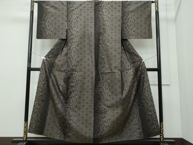 平和屋着物○本場大島紬 麻の葉草花文 やまと誂製 正絹 逸品 CAAR8029vf