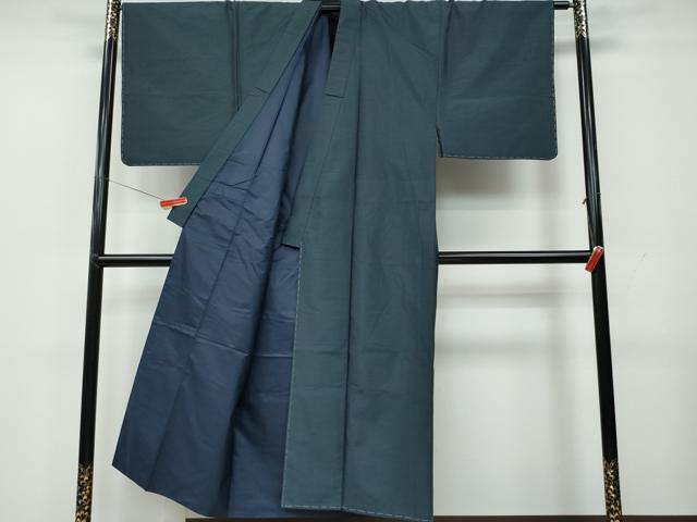 mika.k大島紬アンサンブル 角柄黒地 全体しつけ 未使用 mika.k様専用大島紬アンサンブル 角柄黒地 全体しつけ 未使用 - メルカリ