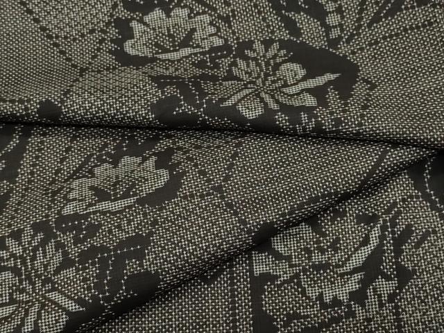 平和屋着物●本場大島紬　7マルキ　泥染め　冊子花文　正絹　逸品　CAAR8153vf