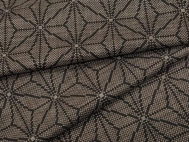 平和屋着物●本場大島紬　7マルキ　泥染め　麻の葉文様　正絹　逸品　CAAR8352vf