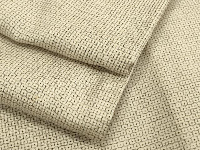 平和屋着物●本場大島紬　白大島　100亀甲　総詰め　正絹　逸品　CAAS0049th