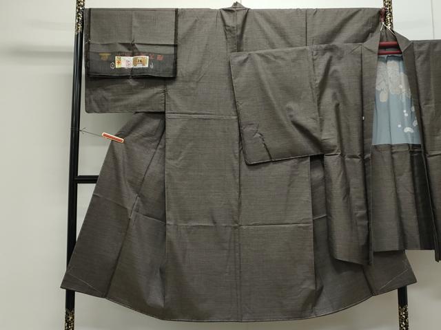 平和屋着物●男性　本場大島紬　アンサンブル　100亀甲　総詰め　伊勢丹扱い　森義久作　証紙付き　正絹　逸品　未使用　CAAS0397th