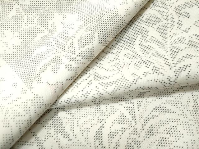 平和屋着物●本場大島紬　白大島　9マルキ　花唐草文　正絹　逸品　CAAS6791yc