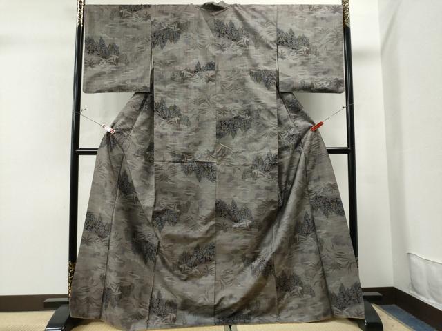 平和屋着物○本場大島紬 9マルキ 泥染め 雲取り樹林文 正絹 逸品