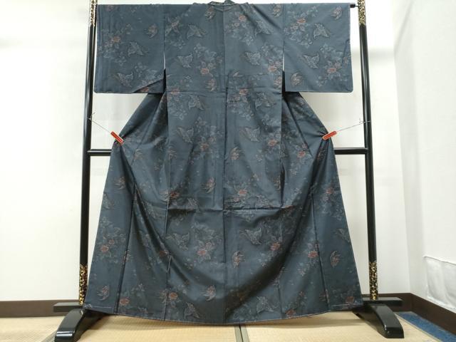 平和屋着物●本場大島紬　花蝶文　久野織物特製　証紙付き　正絹　逸品　未使用　CAAS7197yc 平和屋着物○本場大島紬 花蝶文 久野織物特製 証紙付き 正絹 逸品