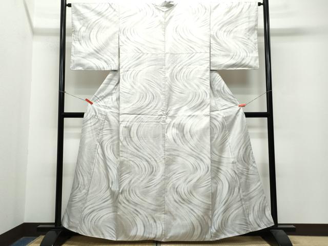 平和屋着物●本場大島紬　白大島　9マルキ　流線文　正絹　逸品　CAAS8473vf 平和屋着物○本場大島紬 白大島 9マルキ 流線文 正絹 逸品 CAAS8473vf