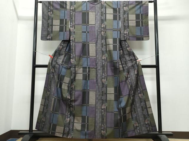 平和屋着物○本場大島紬 9マルキ 唐草文 ますいわ屋扱い 正絹 逸品