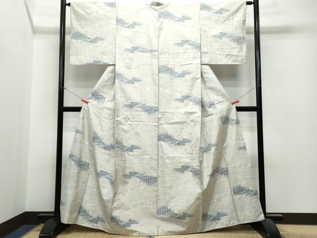 平和屋着物○都喜ヱ門 本場大島紬 白大島 9マルキ 照葉樹林