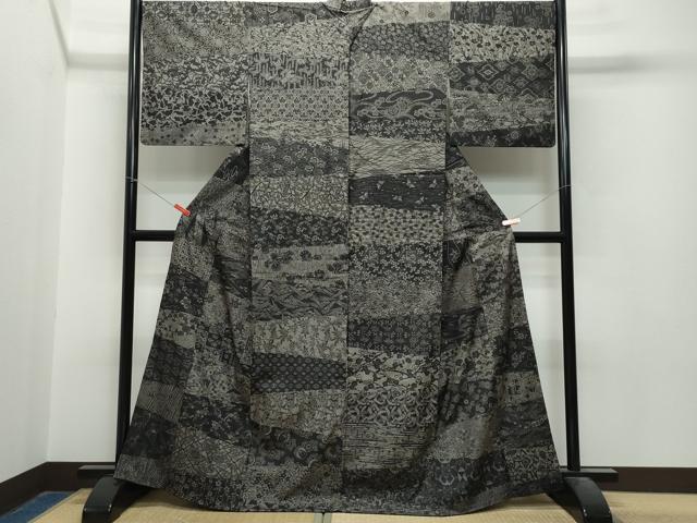 平和屋着物●本場染大島紬　9マルキ　百柄　さが美扱い　正絹　逸品　CAAS8758vf