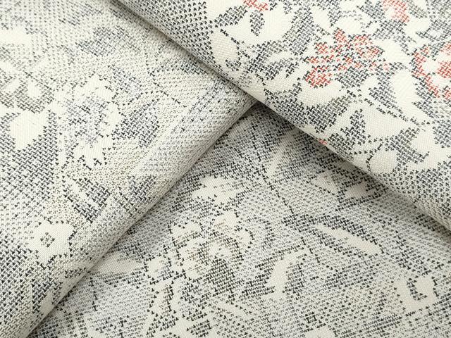 平和屋着物○本場大島紬 白大島 9マルキ 草花文 正絹 逸品 DAAV1519tw