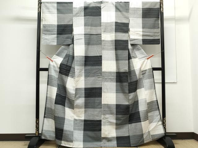 平和屋着物●上質な紬　格子文　正絹　逸品　CAAS9373th 平和屋着物○上質な紬 格子文 正絹 逸品 CAAS9373th