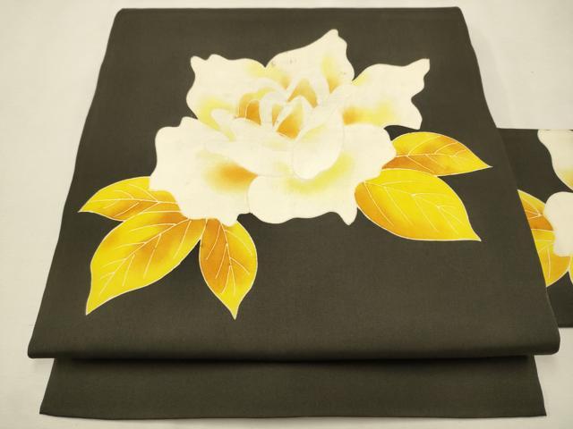 平和屋着物●塩瀬　九寸名古屋帯　椿　黒地　正絹　逸品　CAAT0902hy