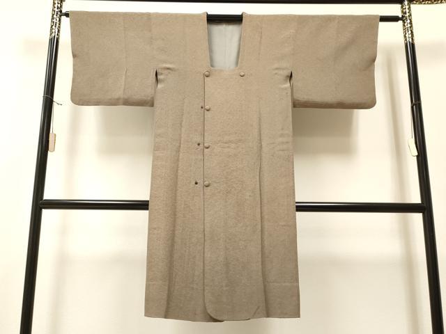 平和屋着物＃道行コート　ひげ紬地　幾何学地紋　生壁色　ロング丈　正絹　逸品　CAAT5667id