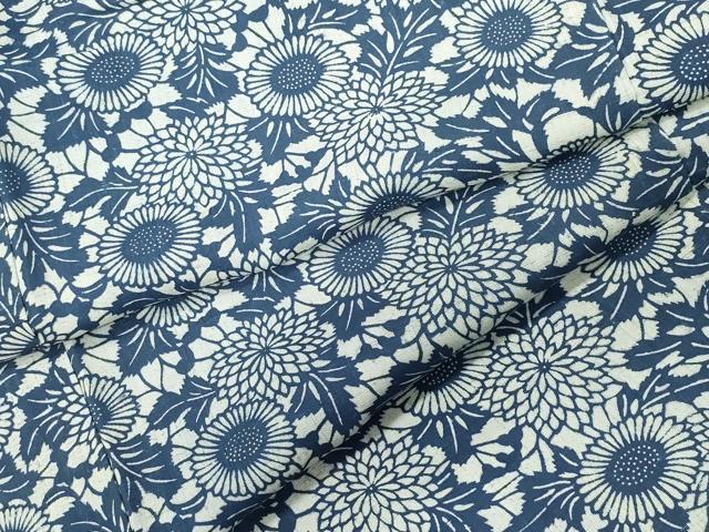 平和屋着物●上質な小紋　紬地　藍　型染め　草花文　正絹　逸品　CAAT6901vf