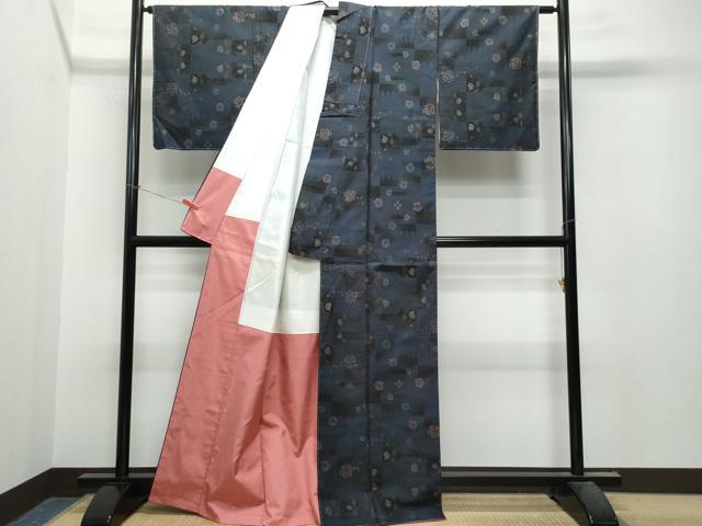 平和屋着物●本場大島紬　9マルキ　花唐草文　祝満治作　証紙付き　正絹　逸品　CAAT7173vf