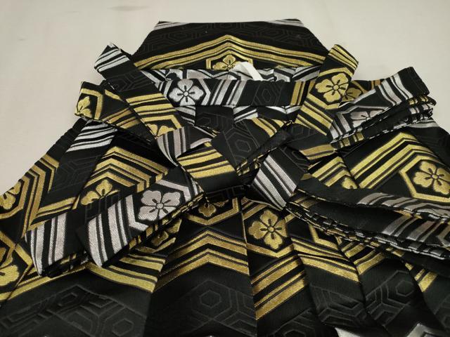 平和屋着物●男性　馬乗り袴　舞台衣装　亀甲花文　黒地　金銀糸　CAAT9301dy 平和屋着物○男性 馬乗り袴 舞台衣装 亀甲花文 黒地 金銀糸 CAAT9301dy