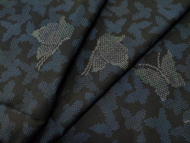 平和屋着物●本場大島紬　9マルキ　総絣　舞蝶文　正絹　逸品　CAAU1694yc