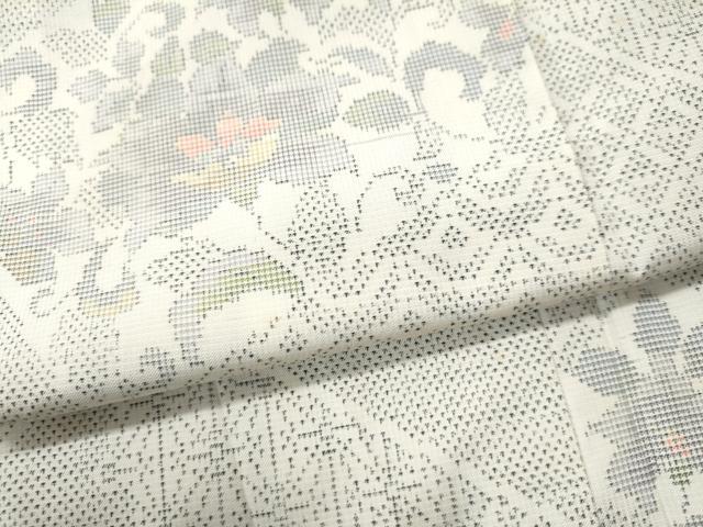 平和屋着物○本場大島紬 白大島 9マルキ 吉祥花唐草文 正絹 逸品 