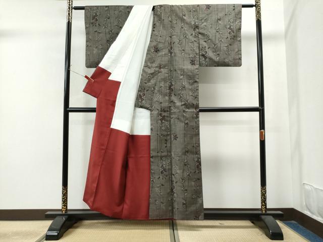 平和屋着物○本場大島紬 7マルキ 枝花文 正絹 逸品 CAAU1729yc 