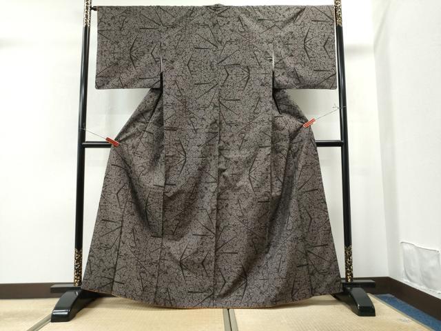 平和屋着物●本場大島紬　9マルキ　泥染め　麻の葉吉祥花文　高島屋扱い　興紬工房謹製　証紙付き　正絹　逸品　CAAS6926yc 平和屋着物○本場大島紬 9マルキ 泥染め 麻の葉吉祥花文 高島屋扱い