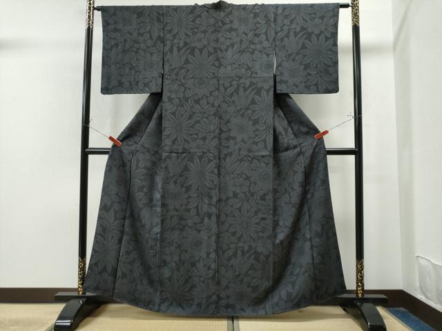 平和屋着物●上質な小紋　草花文　黒地　正絹　逸品　CAAU1809yc 平和屋着物○上質な小紋 草花文 黒地 正絹 逸品 CAAU1809yc