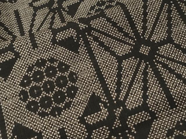 平和屋着物○本場大島紬 7マルキ 麻の葉文 正絹 逸品 CAAU9859vf