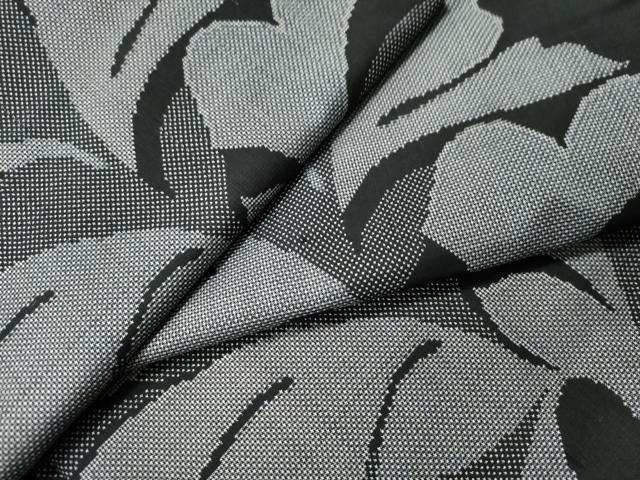 平和屋着物●本場大島紬　7マルキ　舞葉文　正絹　逸品　CAAU1899yc