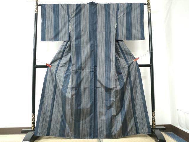 平和屋着物●上質な紬　よろけ縞　正絹　逸品　CAAW8330yc 平和屋着物○上質な紬 よろけ縞 正絹 逸品 CAAW8330yc