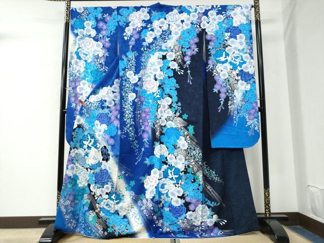 平和屋着物●豪華振袖　花蝶文　ラメ糸　暈し染め　銀彩　正絹　逸品　CAAU2068yc