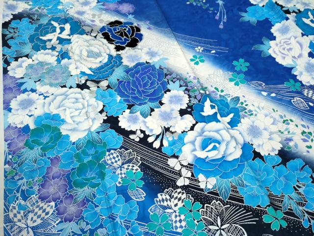 平和屋着物○豪華振袖 花蝶文 ラメ糸 暈し染め 銀彩