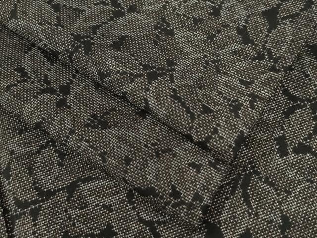 平和屋着物●本場大島紬　9マルキ　枝葉尽くし　正絹　逸品　CAAU2168yc