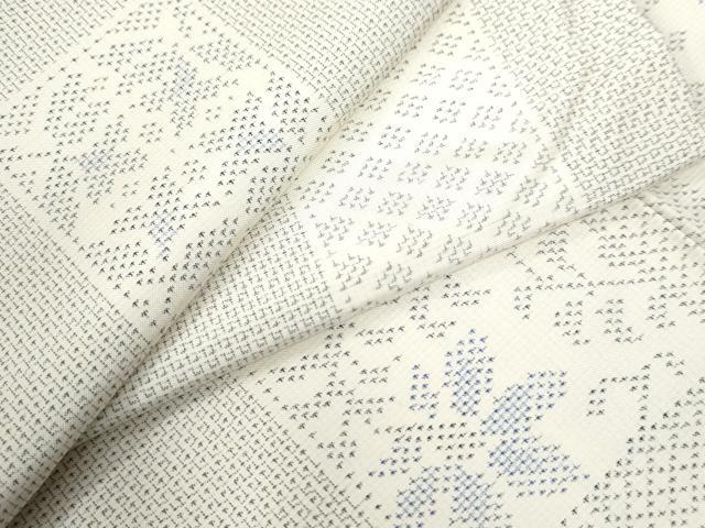 平和屋着物●本場大島紬　白大島　100亀甲　色紙吉祥花唐草文　正絹　逸品　未使用　CAAU2176yc