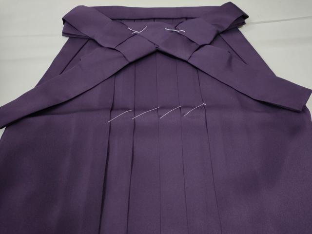 平和屋着物○女性 行灯袴 総刺繍 花唐草文 桑の実色