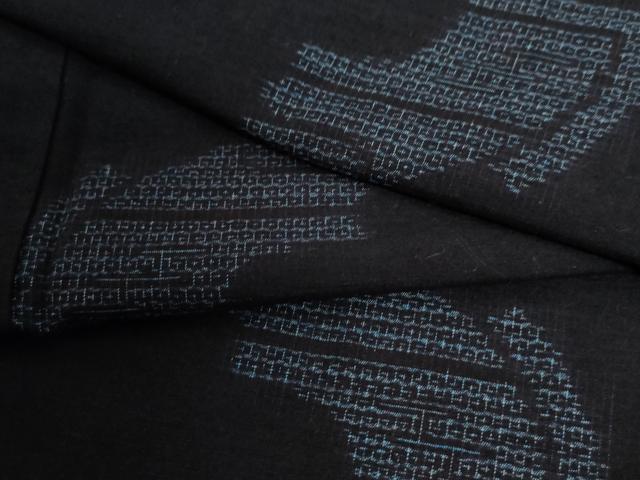 平和屋着物●結城紬　80亀甲　吉祥文　黒地　正絹　逸品　未使用　CAAU2256yc
