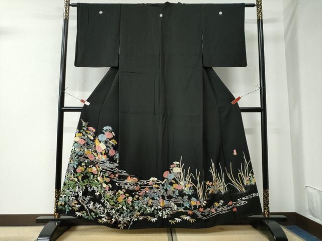 平和屋着物○豪華黒留袖 友禅 作家物 流水鴛鴦草花文 さが美扱い