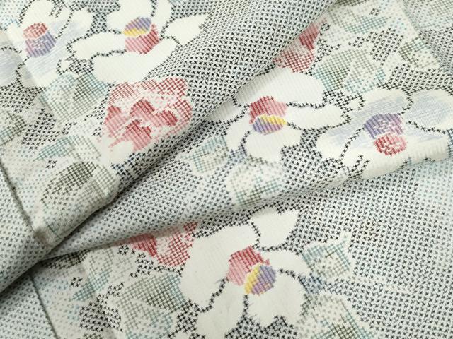 平和屋着物●本場大島紬　白大島　7マルキ　総絣　草花文　正絹　逸品　CAAU2578yc