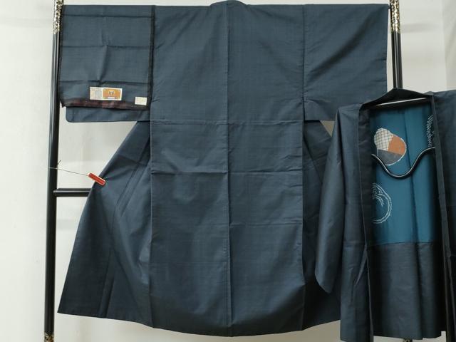 平和屋着物●男性　本場大島紬　アンサンブル　100亀甲　総詰め　仲本商事謹製　証紙付き　正絹　逸品　CAAU2582yc