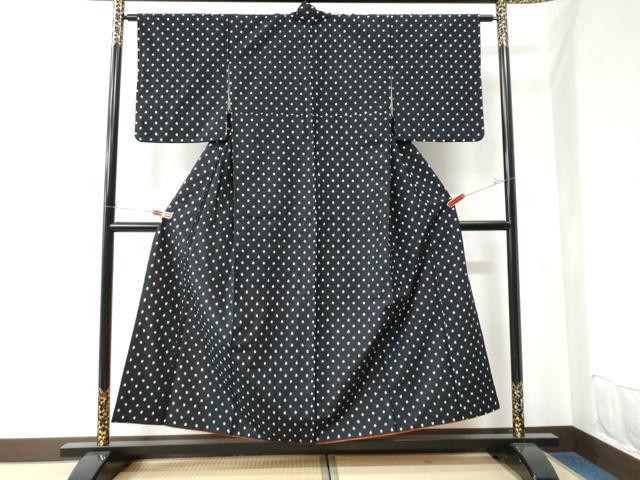 平和屋着物●上質な紬　絣文様　黒地　正絹　逸品　CAAU2687yc 平和屋着物○上質な紬 絣文様 黒地 正絹 逸品 CAAU2687yc