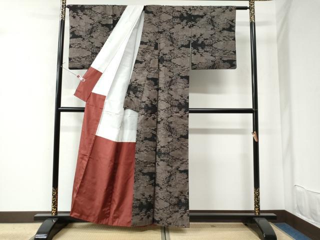 平和屋着物○本場大島紬 9マルキ 雲取り枝松文 正絹 逸品 CAAU2756ycの