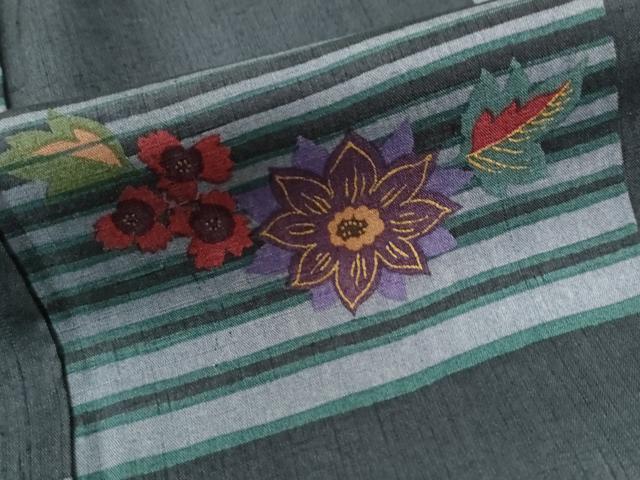 平和屋着物○上質な小紋 紬地 変わり市松更紗草花文 金彩 正絹