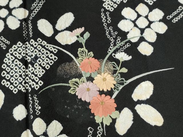 平和屋着物○訪問着 絞り 刺繍 草花文 黒地 金彩 正絹 逸品 CAAU2883yc