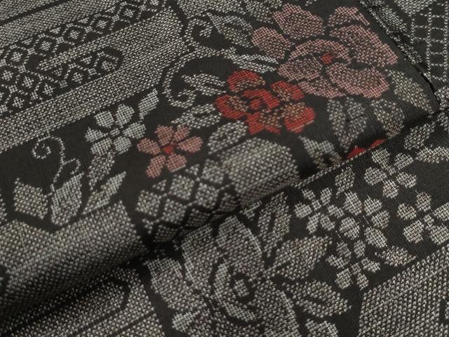 平和屋着物○本場大島紬 9マルキ 亀甲文 山下織物謹製 証紙付き 正絹