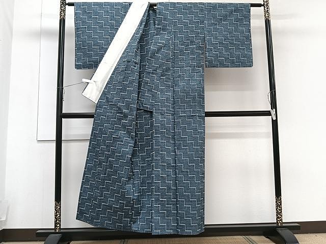 平和屋着物▽上質な紬 単衣 幾何学文 正絹 逸品 未使用 