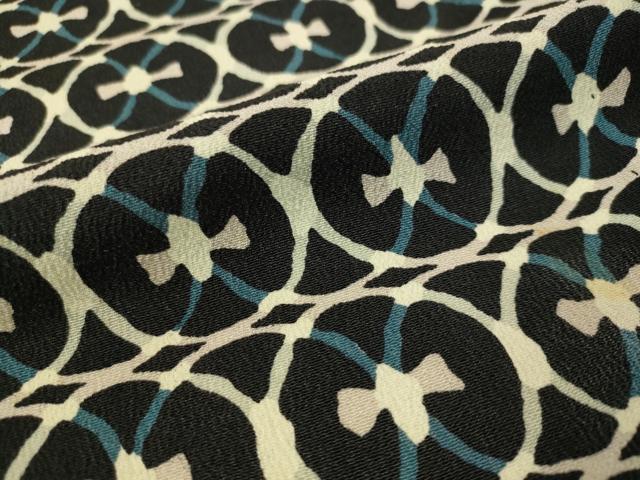 平和屋着物▽上質な小紋 単衣 型染め 丸繋ぎ 黒地 正絹 逸品