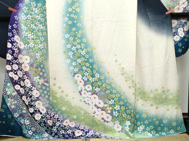 平和屋着物○豪華振袖 駒刺繍 草花文 暈し染め 金彩 正絹 逸品
