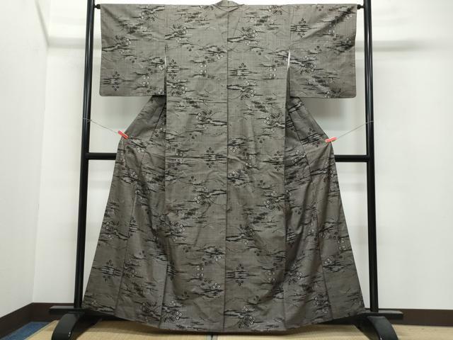 平和屋着物○本場大島紬 7マルキ 泥染め 秋草文 興辰雄作 証紙