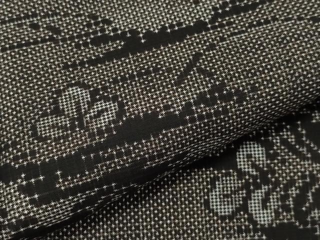 平和屋着物●本場大島紬　7マルキ　泥染め　秋草文　興辰雄作　証紙付き　正絹　逸品　CAAU9911vf 平和屋着物○本場大島紬 7マルキ 泥染め 秋草文 興辰雄作 証紙